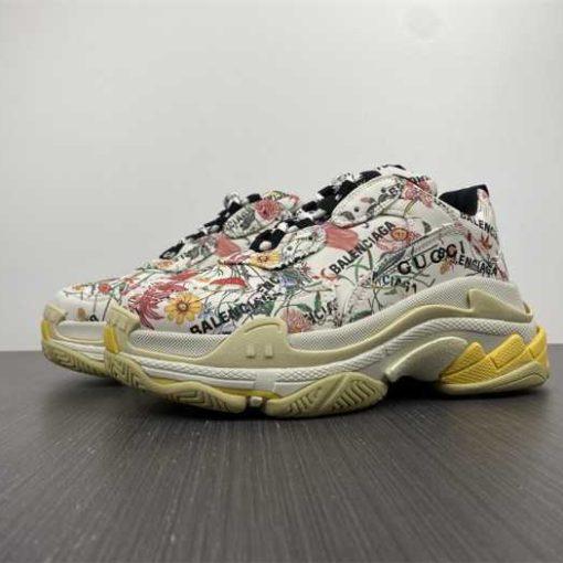 GUCC*BLCG TRIPLE S SNEAKER 677195 UL110 8461
