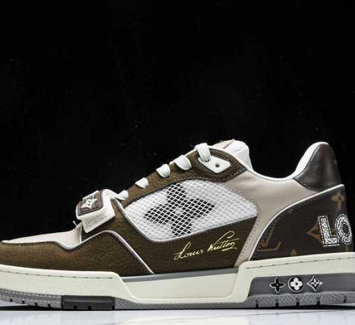 LV TRAINER SNEAKER 24051004